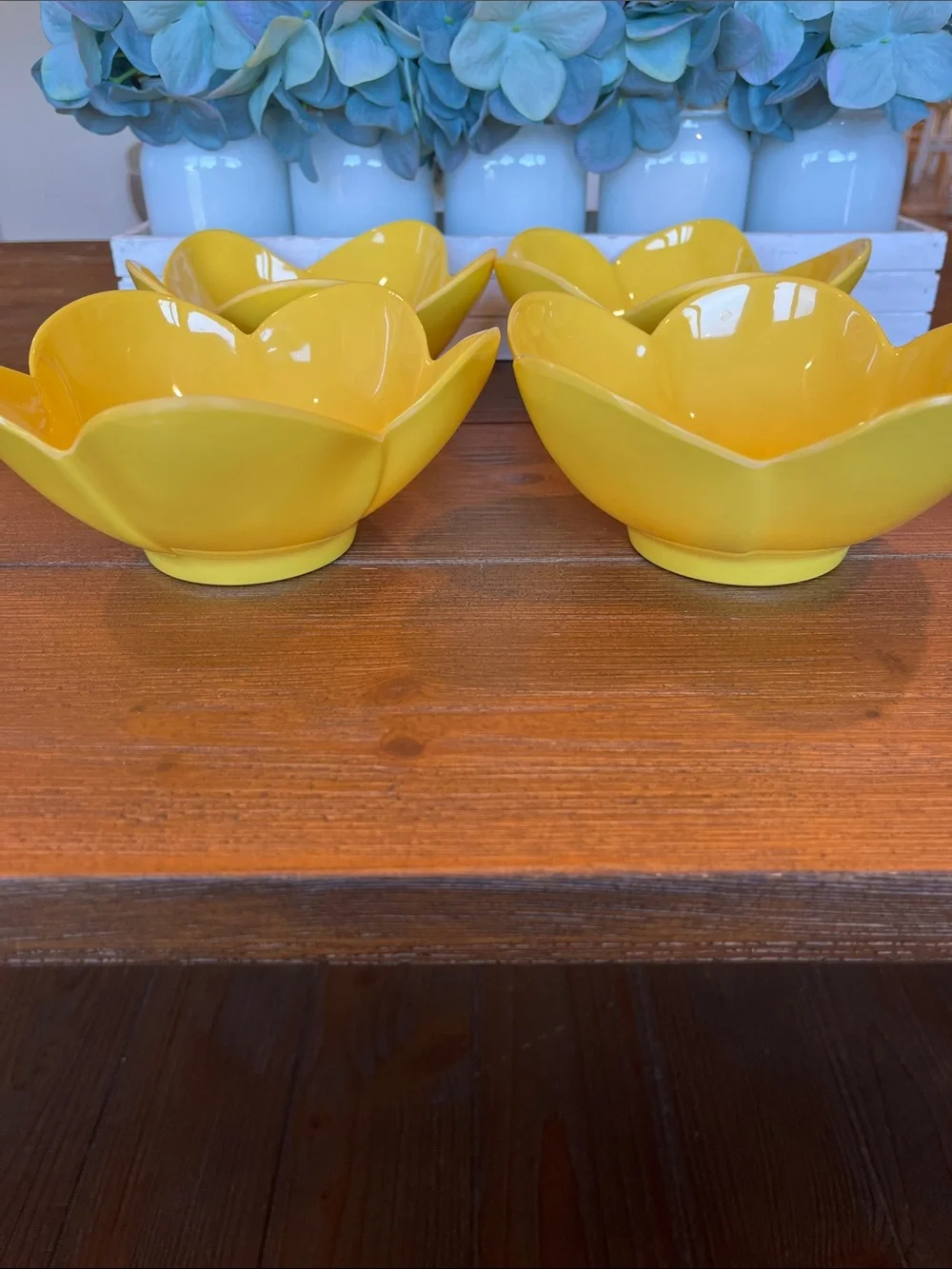 NWT Bright Yellow Flower Melamine Dessert Bowls with Orange Centers - Set of 4